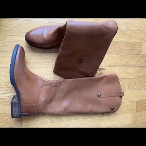 Cognac leather boots